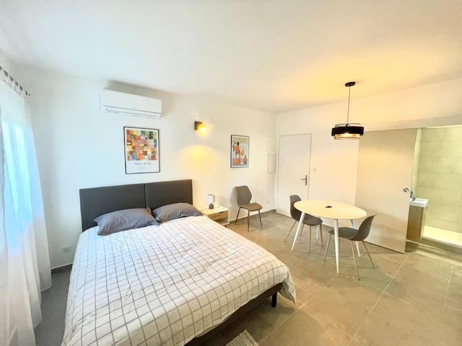 Appartement Hypercentre Parking Gratuit อฌักซิโอ้ ภายนอก รูปภาพ